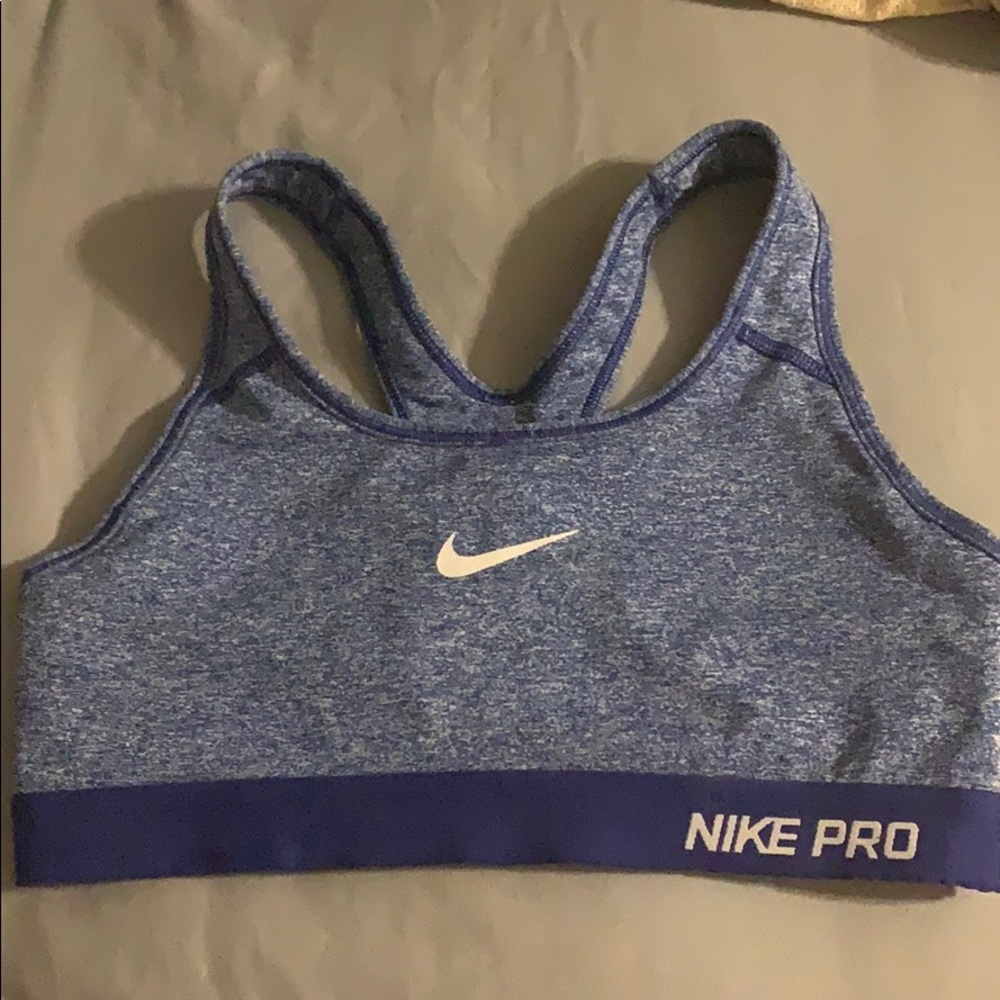 Nike Pro Sports Bra